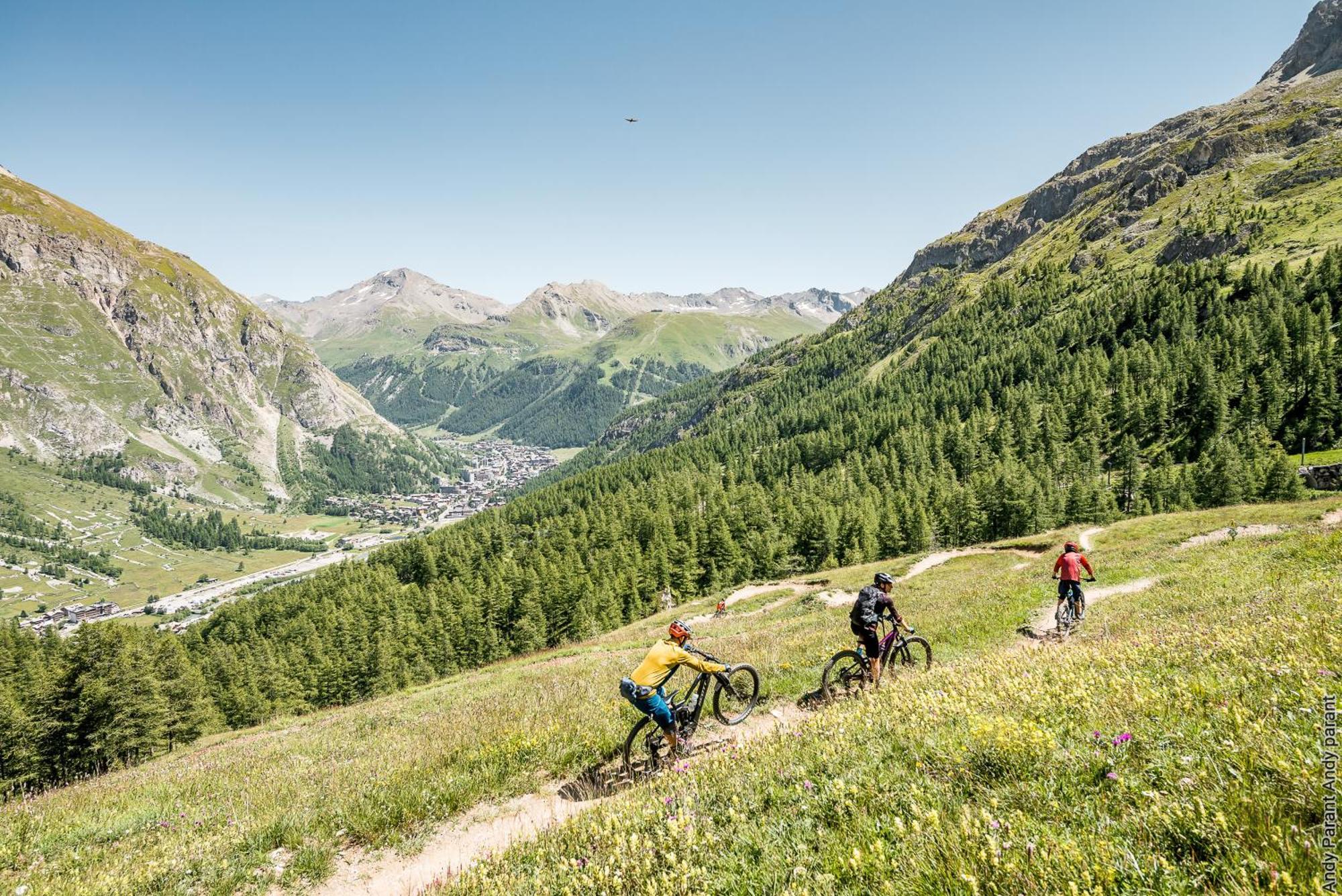 Vail Lodge By Alpine Resorts วาลดีแซร์ ภายนอก รูปภาพ